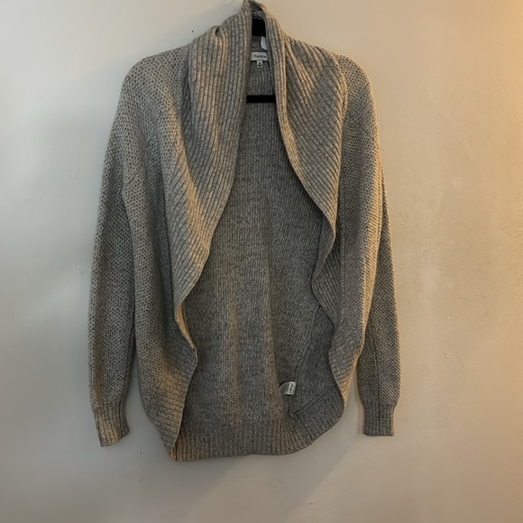 ARITZIA TALULA CARDIGAN - Picture 3 of 11